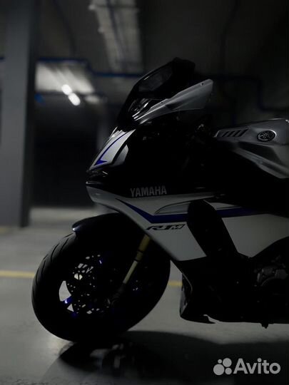 Yamaha R1M