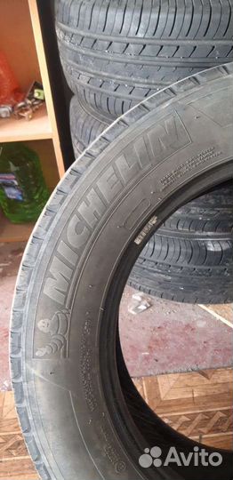 Michelin Agilis 225/65 R17