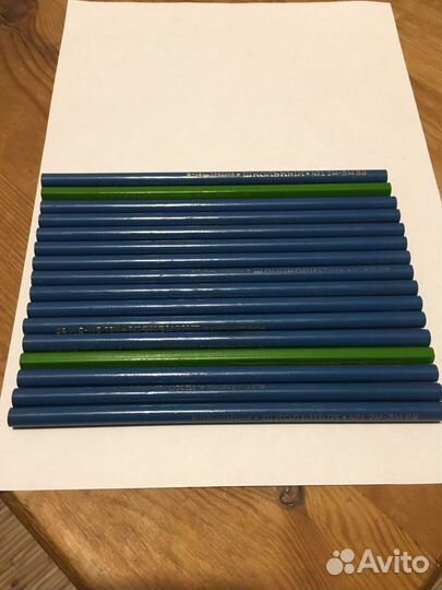 Карандаш школьный и пионер (СССР)