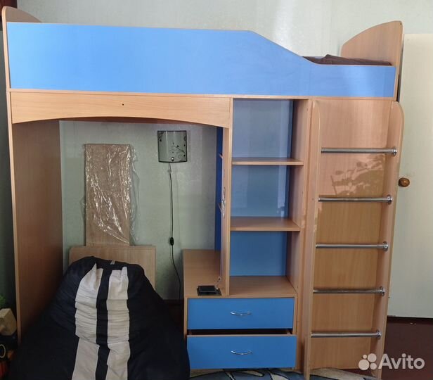 Продам кровать - чердак