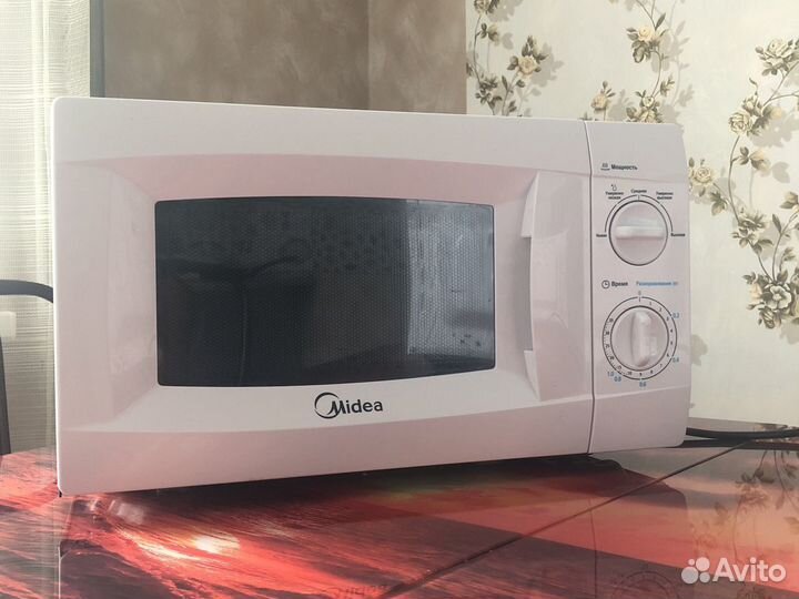Микроволновая печь Midea - новая