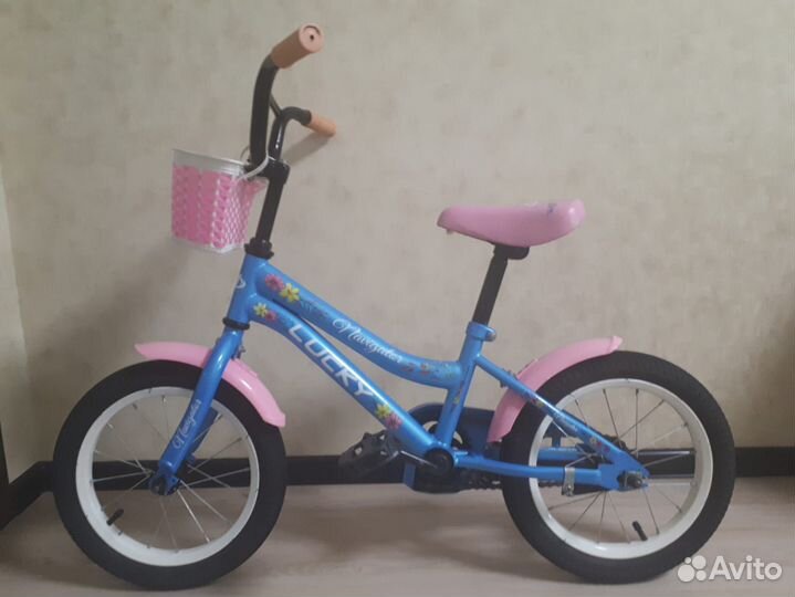 Велосипед для девочки от 4 лет