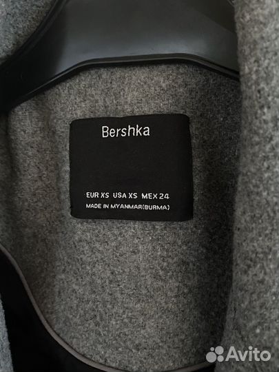 Пальто Bershka
