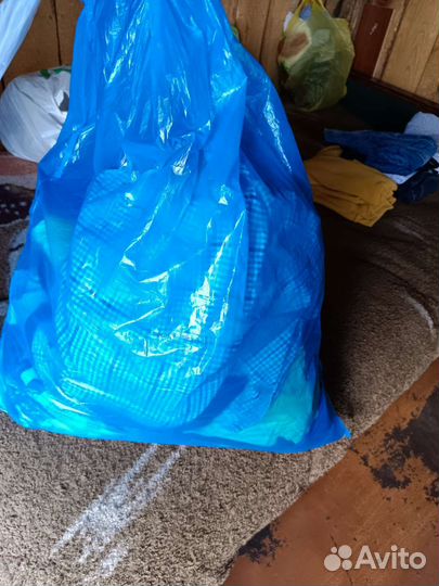 Отдам бесплатно вещи