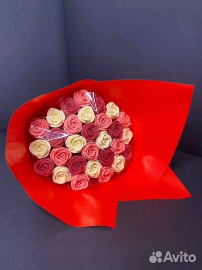 Розы из Белого Шоколада - 29 шт в Букете