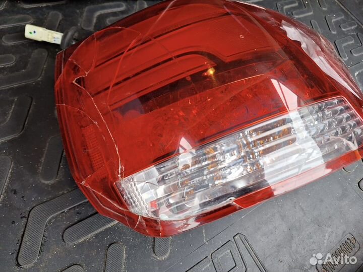 Фара задняя правая outlander