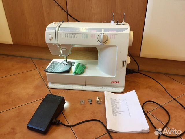Швейная машина Elna 320