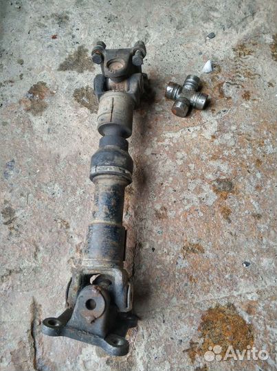 Карданный вал задний Nissan Serena C23