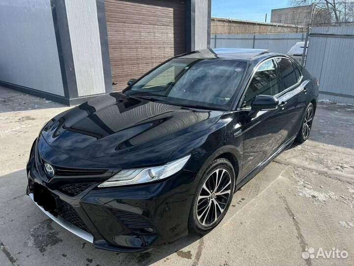 Toyota Camry 2019 с лицензией в такси