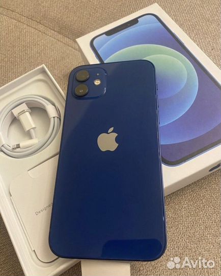 iPhone 12, 64 ГБ