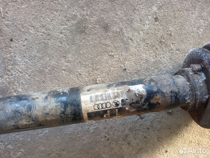 Привод передний левый Audi A8 D3 3.2 BPK 2006