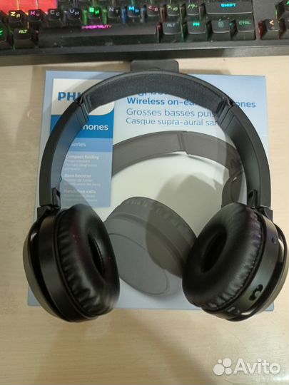 Наушники Philips TAH4205