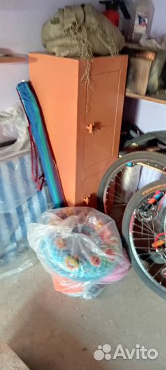 Сейф металлический