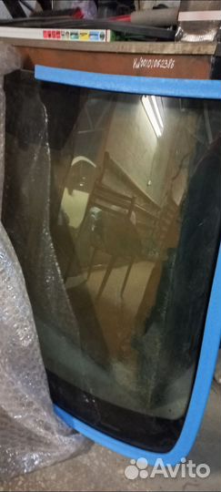 Лобовое стекло