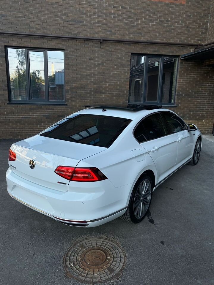 Volkswagen Passat: фото владельца