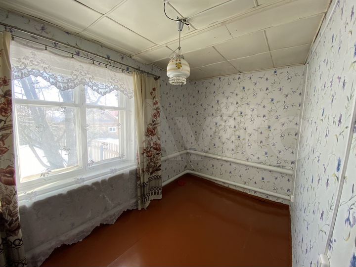 Дом 82 м² на участке 6,3 га