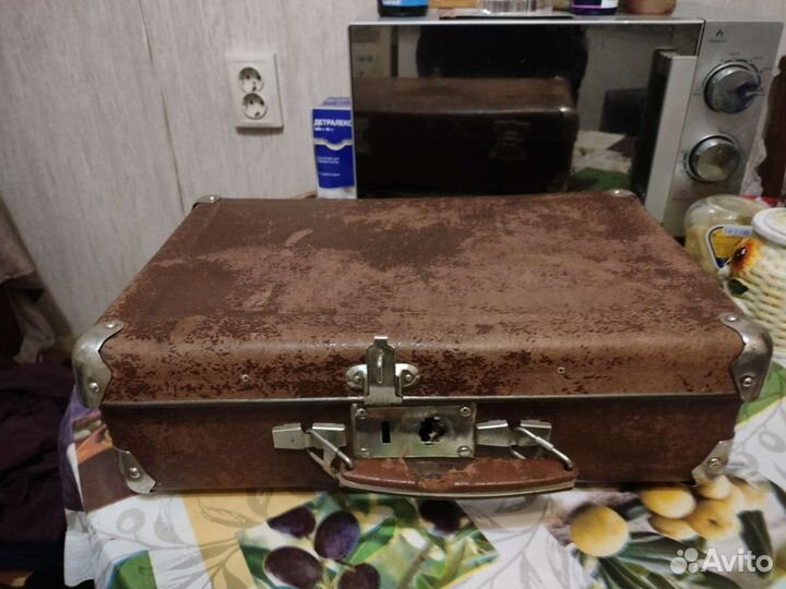 Чемоданы времен СССР