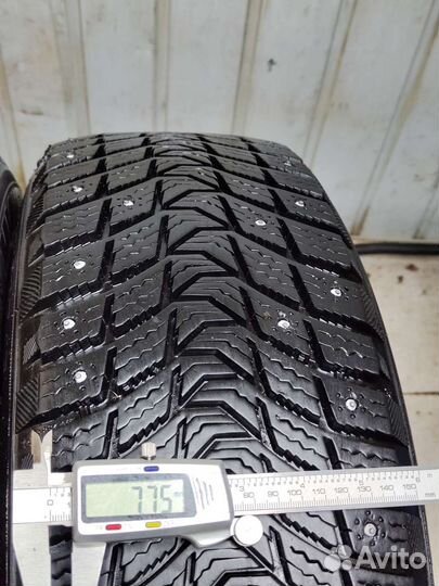 Michelin X-Ice North 3 195/60 R15 92T