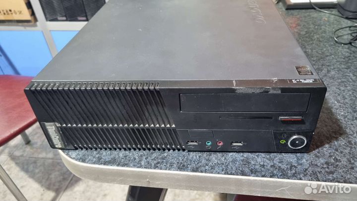 Lenovo thinkcentre Core i5-4590,DDR3 4Gb,SSD 128Gb