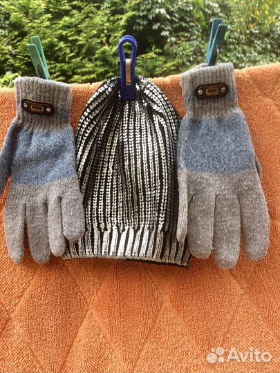 Шапочка и перчатки комплект