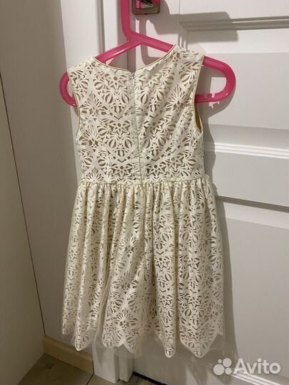 Платье нарядное для девочки 2 шт