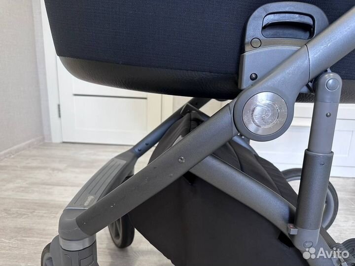 Коляска Roan Bass next 2 в 1