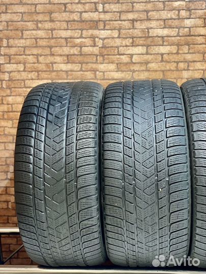 Pirelli Scorpion Winter 285/40 R20
