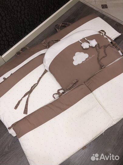 Мягкие бортики для детской кроватки Perina