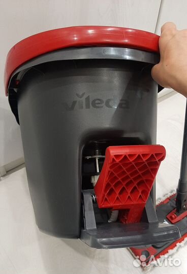 Ведро с шваброй vileda