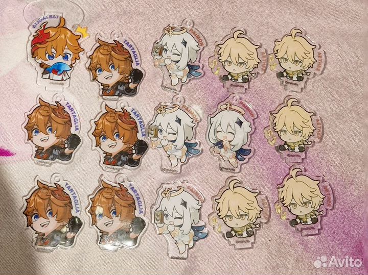 Брелки геншин магнит приключение года обмен