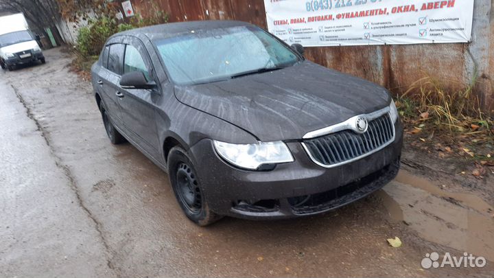 В разбор Skoda Superb 1.8 cdab KGV 2012 г