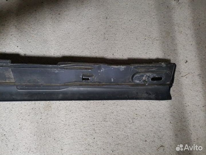 Накладка на порог наружная левая Ford Focus 2