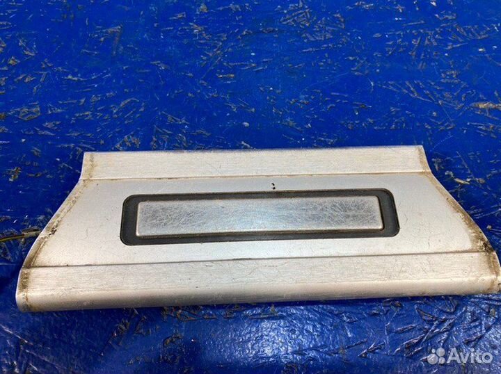 Накладка порога внутреняя задняя правая Land Rover
