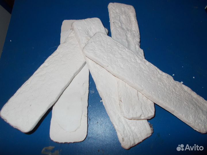 Гипсовая декоративная плитка под кирпич