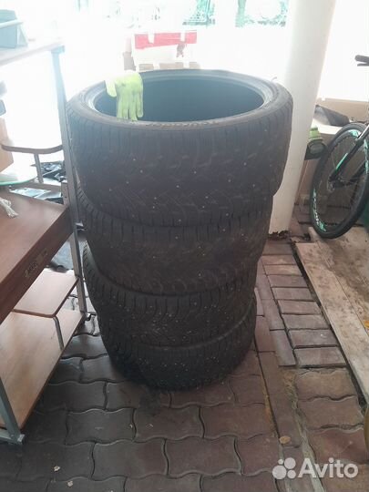 Tourador I-Power EV1 245/40 R20 и 275/35 R20