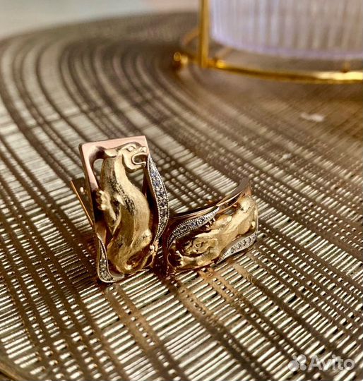 Золотые серьги