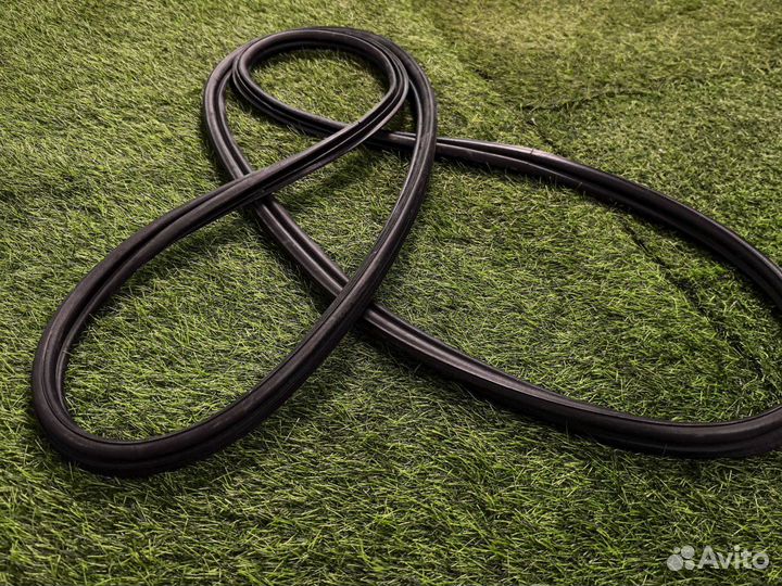 Уплотнительная резинка двери багажника Bmw X6 G06