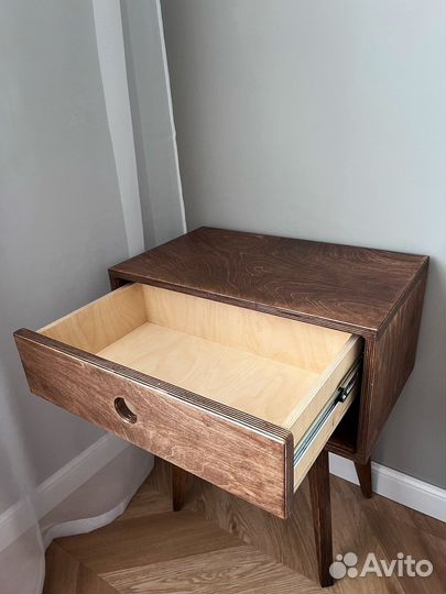 Тумба прикроватная