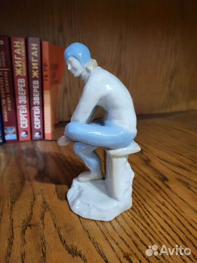 Фарфоровая статуэтка,Конькобежка Л.Скобликова''