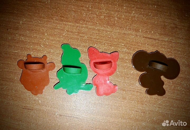 Игрушка-пентоп из шоколадных и пластиковых яиц