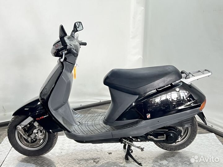 Скутер Honda Lead 50