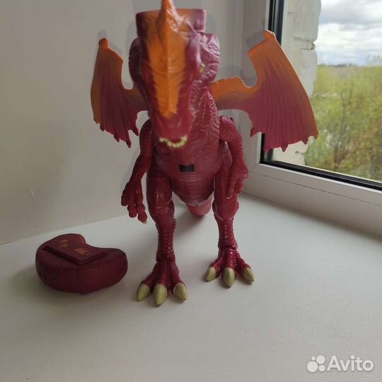 Дракон mighty megasaur большой