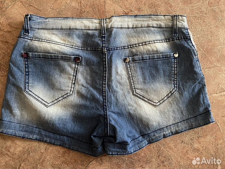 Шорты женские