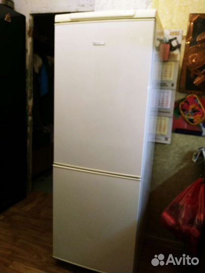 Холодильник бу Electrolux