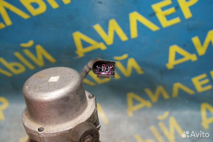 Насос Вакуумный audi A6 C5