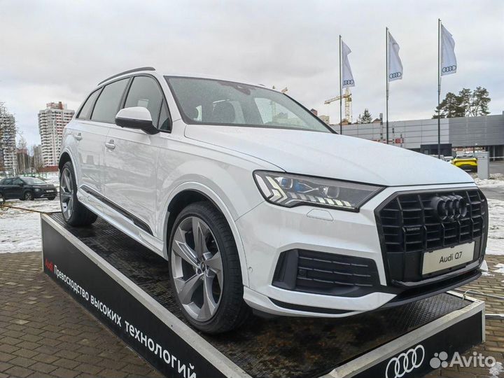 Audi Q7 3.0 AT, 2023