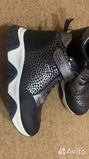 Ботинки осенние для девочки