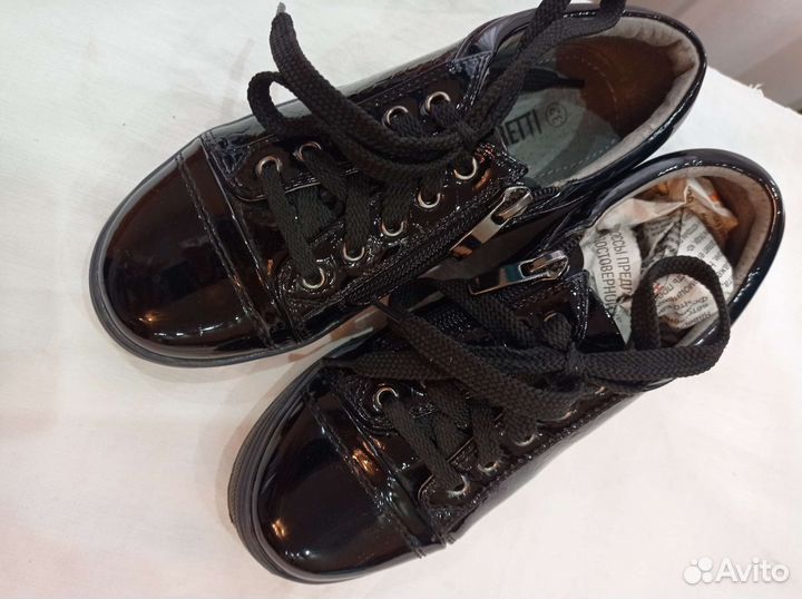 Обувь для девочки