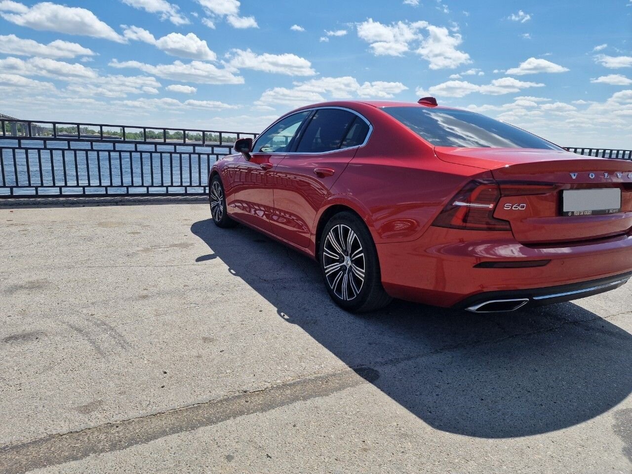 Volvo S60: фото владельца