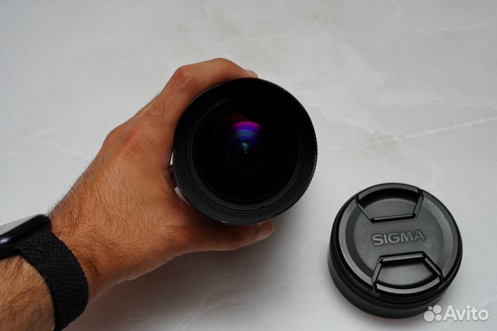 Объектив Sigma AF 8-16mm f/4.5-5.6 DC HSM Canon EF